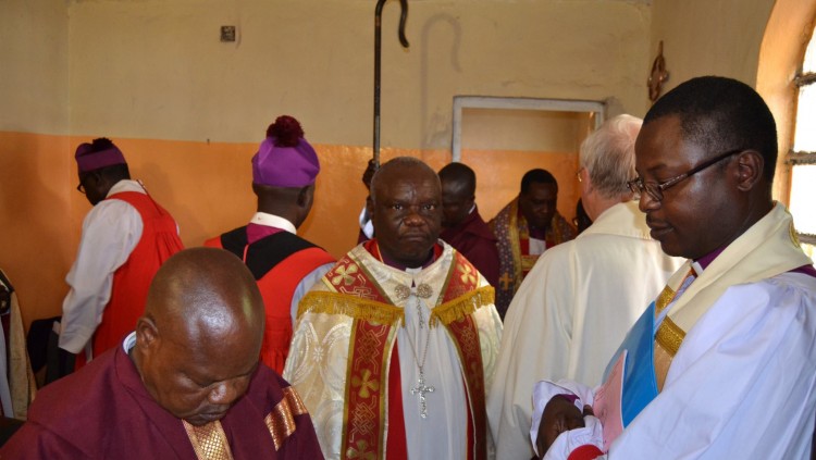 Intronisation de notre cher diplômé, Mgr Bertin Mwale Subi de RD Congo