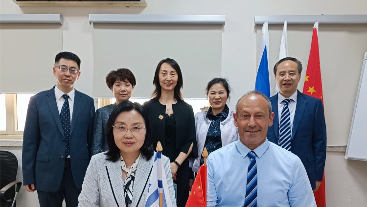 Professor Zhuang Tianhui, Secretary of the Party Committee of Sichuan Agricultural University, led a delegation to visit Galilee International Management Institute in Israel.